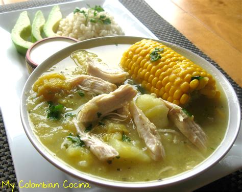  Ajiaco Bogotano: A Hearty Symphony of Colombian Flavors and Creamy Comfort Food!