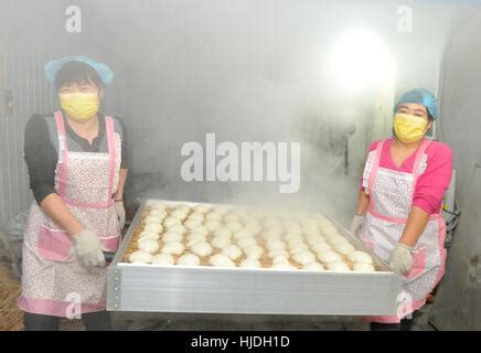  Cangzhou Daokou Steamed Buns: Can These Pillowy Pockets of Flavor Truly Transport You to Culinary Nirvana?