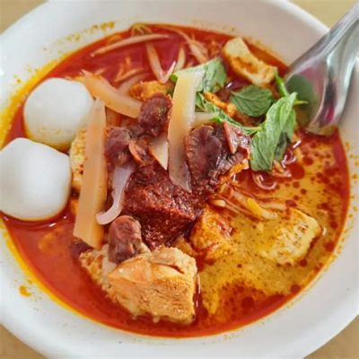  Curry Mee?! A Symphony of Spicy, Creamy Goodness that will Transport You to Kuala Lumpur