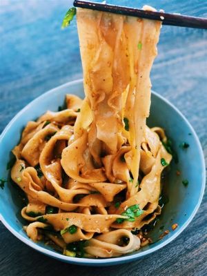  Puyang Hand-Pulled Noodles: Can Spicy Savory Broth and Fragrant Sesame Paste Combine to Deliver Pure Noodle Nirvana?