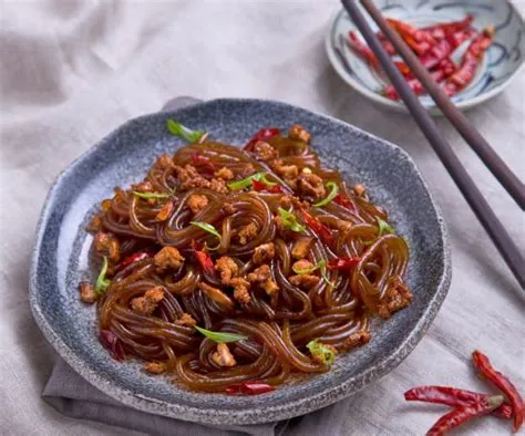  Spicy and Aromatic: Can You Handle the Heat and Depth of Flavor Found in Guyuan City's Ma Yi Shu Noodles?