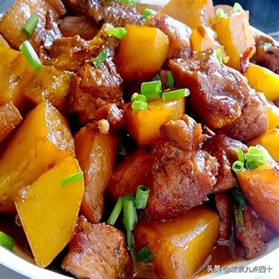   Spicy Stewed Pork Belly and Potatoes: Will This Hearty Dish Ignite Your Taste Buds?